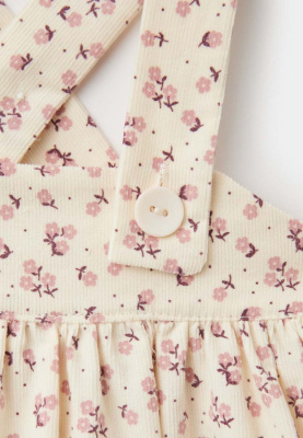 Комплект из сарафана и чепчика